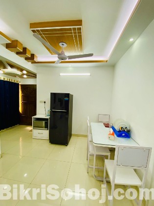 Elegant 2-Bedroom Serviced Apartment for Rent in Bashundhara